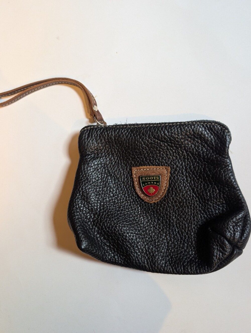 Roots Black Leather Wristlet Pouch In VGUC